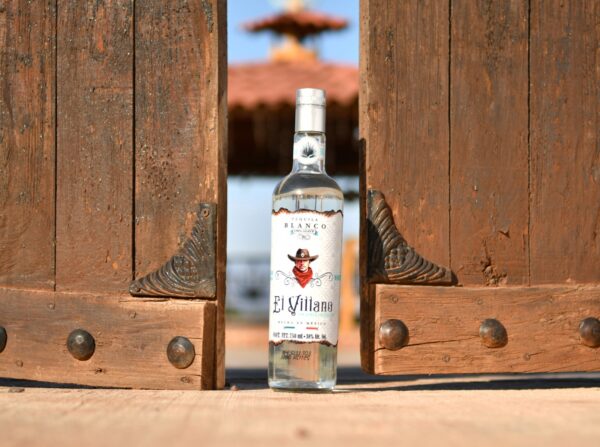 Tequila El Villano - BLANCO 38% Alc.Vol.